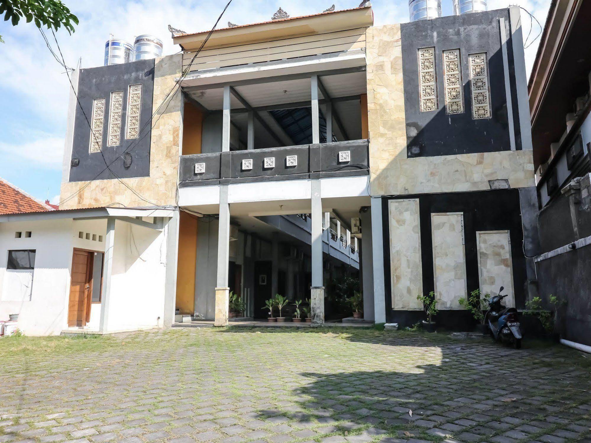 Super Oyo 91495 Hotel Indah Residence Denpasar Zewnętrze zdjęcie