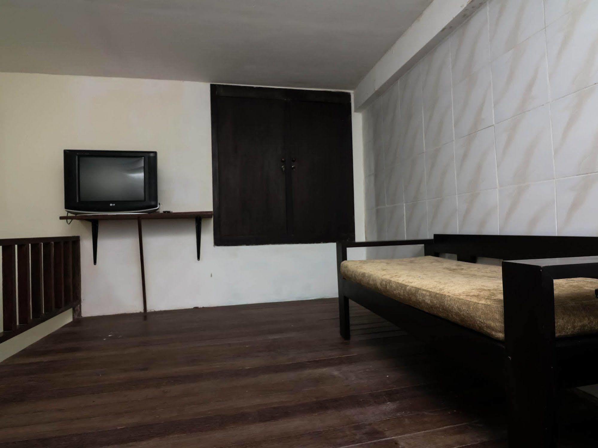 Super Oyo 91495 Hotel Indah Residence Denpasar Zewnętrze zdjęcie