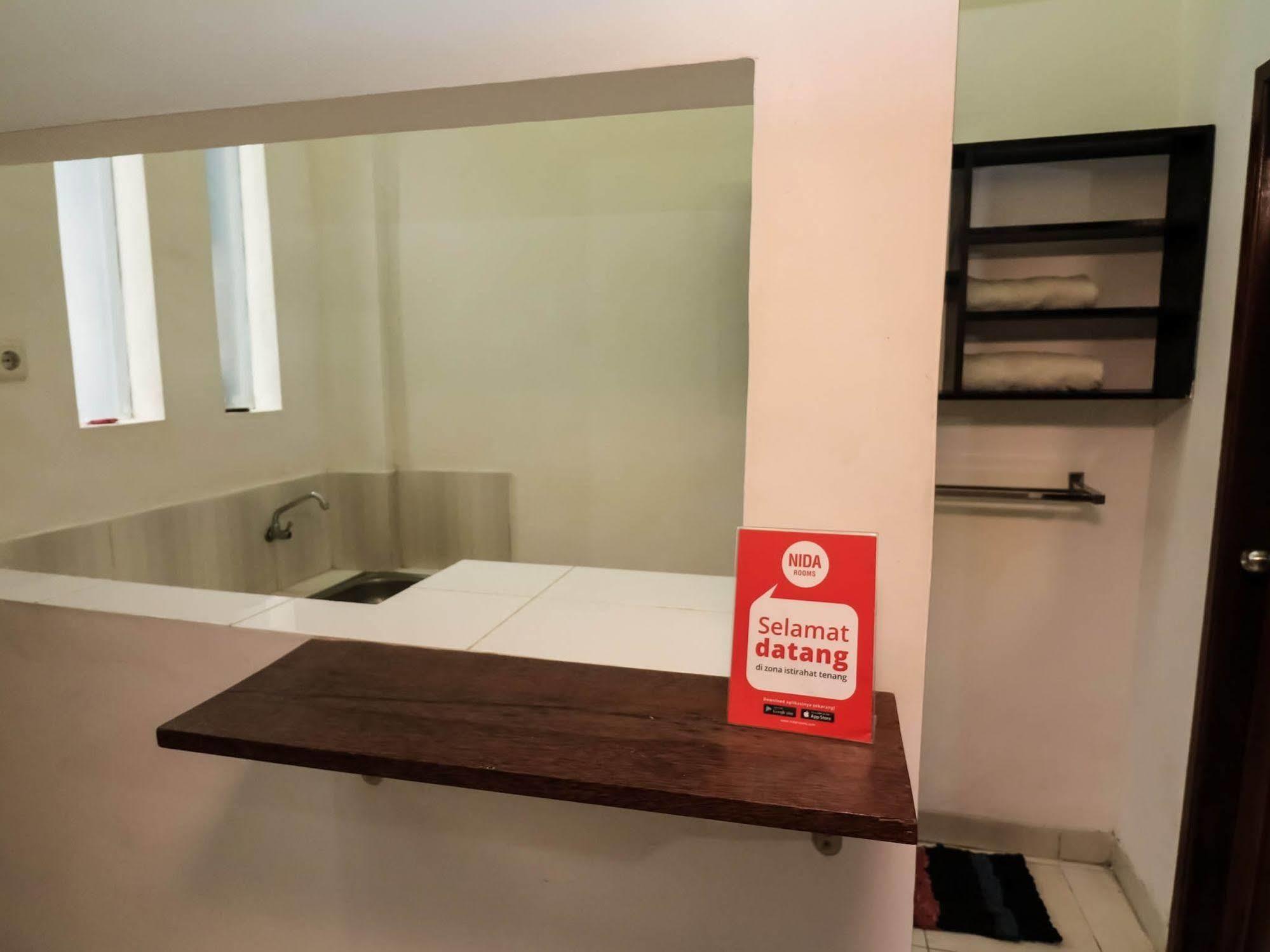Super Oyo 91495 Hotel Indah Residence Denpasar Zewnętrze zdjęcie